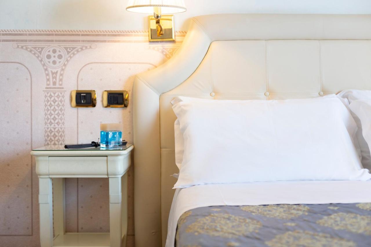 Hotel Baia Imperiale Rimini Eksteriør bilde