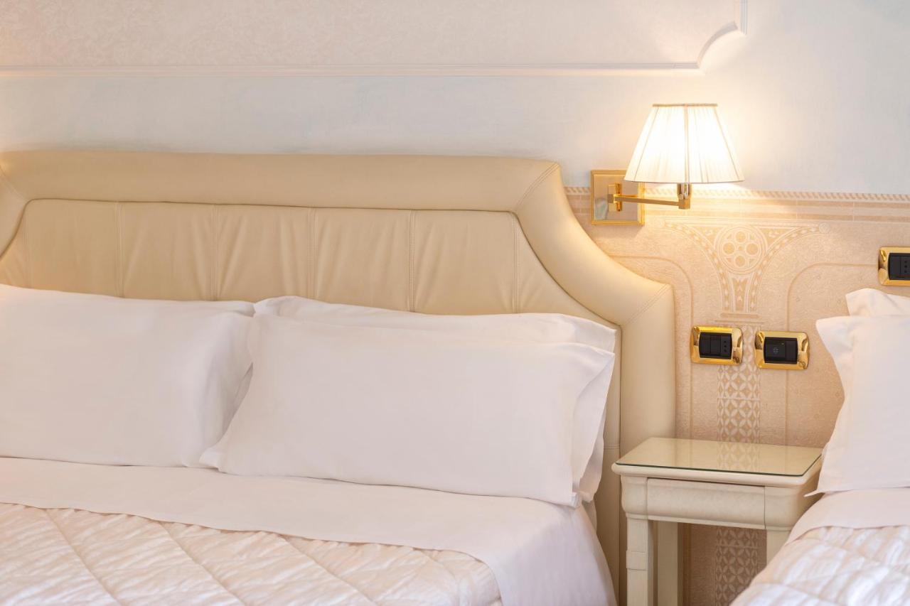 Hotel Baia Imperiale Rimini Eksteriør bilde