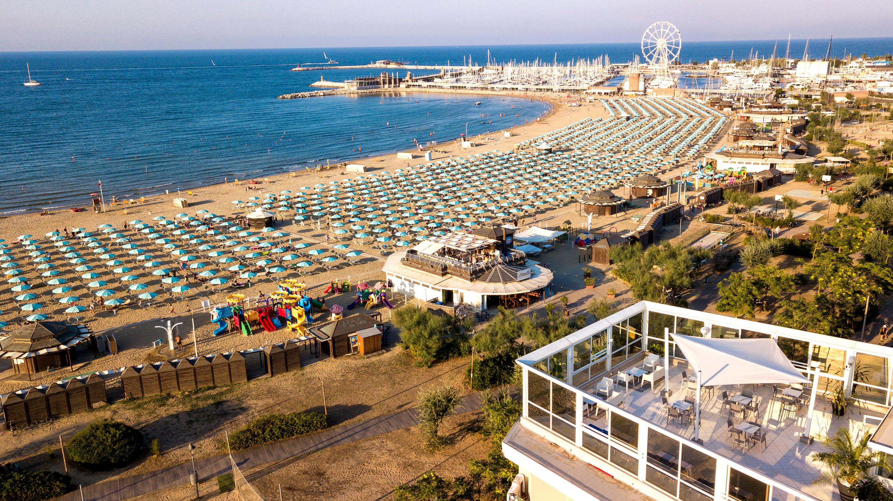 Hotel Baia Imperiale Rimini Eksteriør bilde