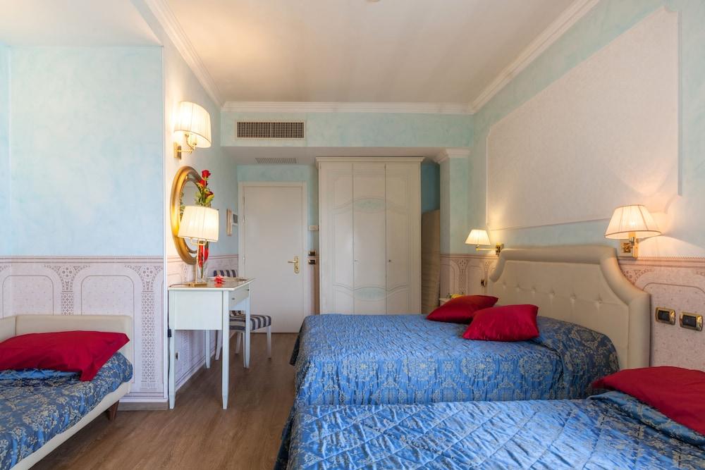 Hotel Baia Imperiale Rimini Eksteriør bilde